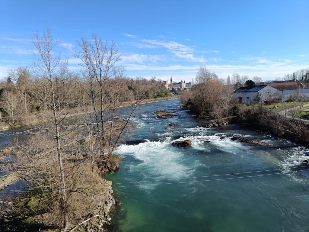 rivière illustrant la trame bleue